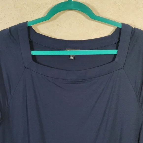 04108 Talbots Navy Blue Square neck S/S knit blouse L - Picture 2 of 7